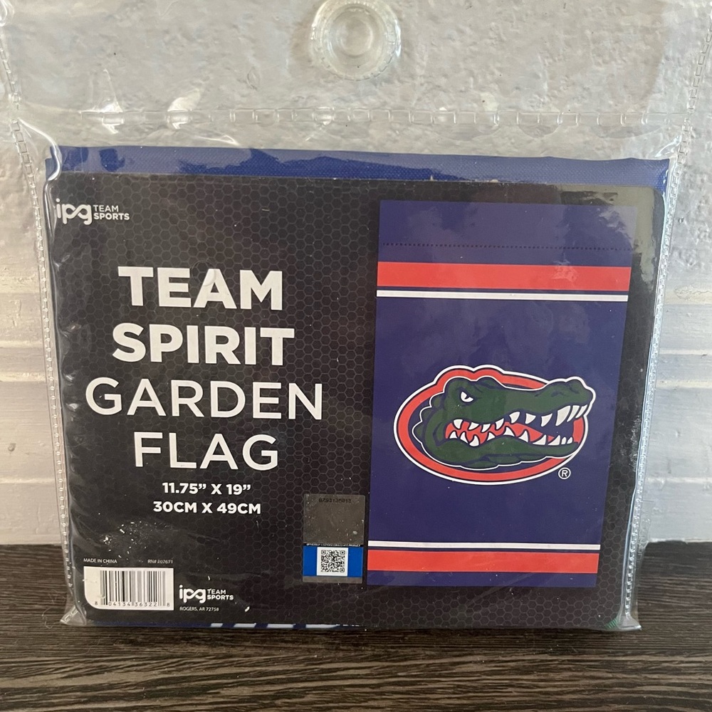 Florida Gators Team Spirit Garden Flag 11.75” X 19”